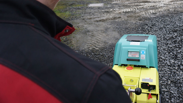Ammann-Aph6085-Boehrer-Baumaschinen-02